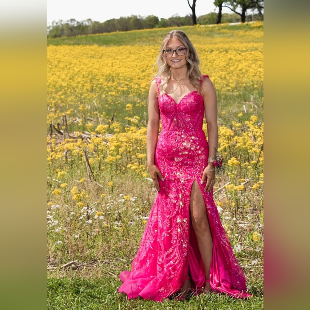Sherri Hill Pink Sequin Prom Dress - Picture 5 of 8